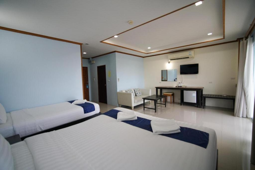 Sea Mountain Khanom Hotel Exterior photo